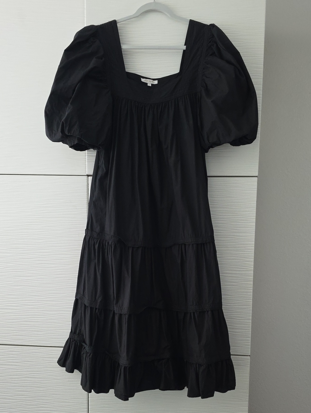 Love The Label Square-Neck Black Puff-Sleeve  Midi Dress
